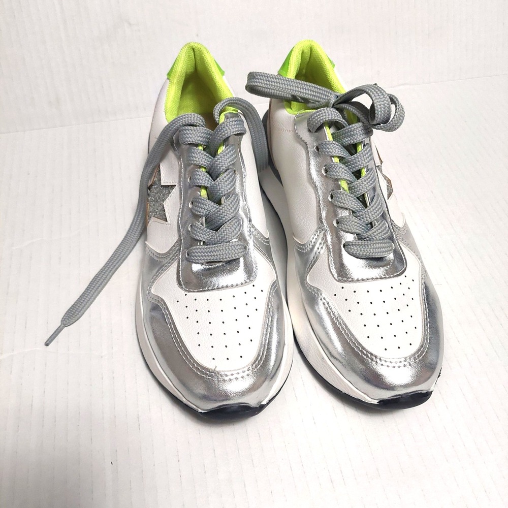 MSK Womens 6 Sneaker Lace Up Shoes White Silver Hand Made Material "Flaw"